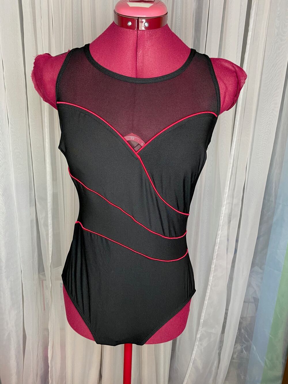 Robby Len swimfashion one piece swimsuit Vintage mesh black red